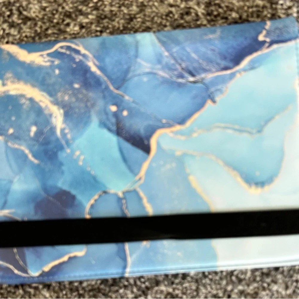 Fintie iPad Pro 10.5‎ Rotating Case with Pencil Holder Ocean Marble Blue Gold